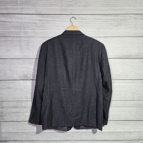 Calvin Klein Men's 100% Wool Classic Gray Blazer, Size 44S - Picture 5 of 11